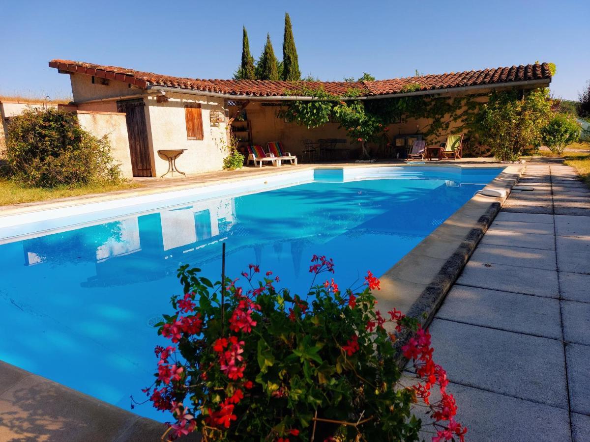 Gite Les Grands Chênes Monties Exterior foto